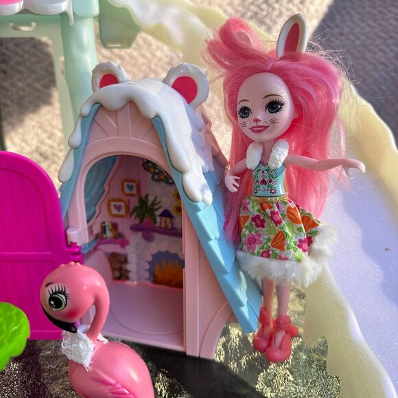 Enchantimals Ski Lodge Playset with Dolls and Accessories Bundle READ - Picture 2 of 11